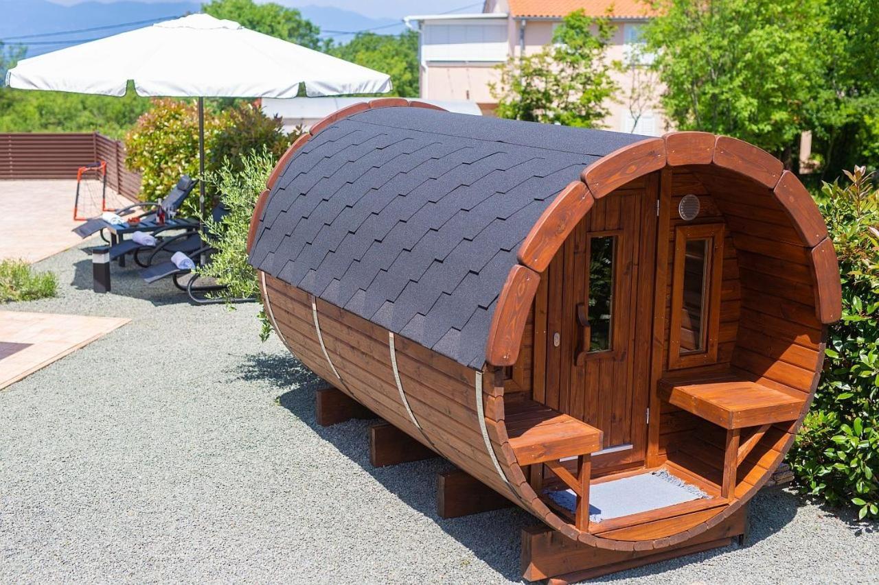 Holiday House Sea & Sun Residence Rasopasno Exterior foto